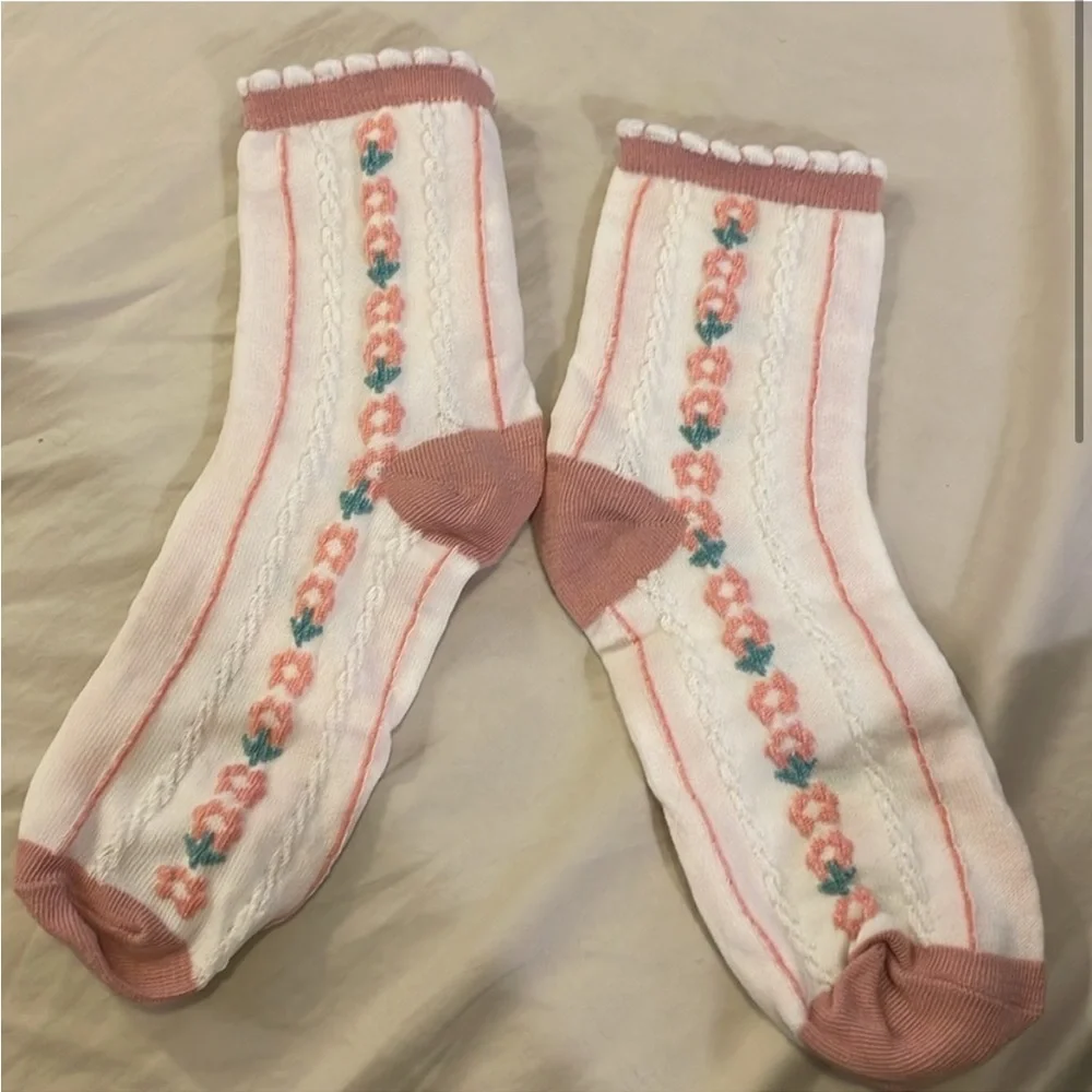 Vintage Floral Pink Socks